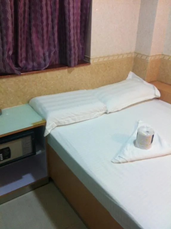 Everest Guest House Hong Kong China